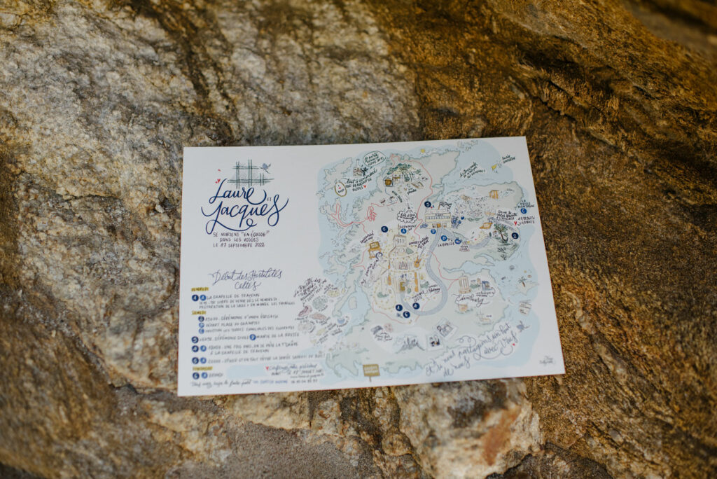 Un faire-part sous forme de carte aux trésors