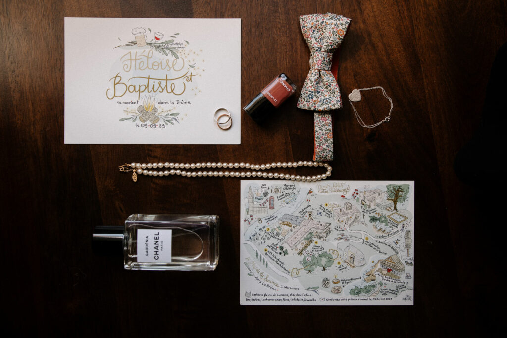 invitation de mariage originale montrant les lieux de la cérémonie mariage nature